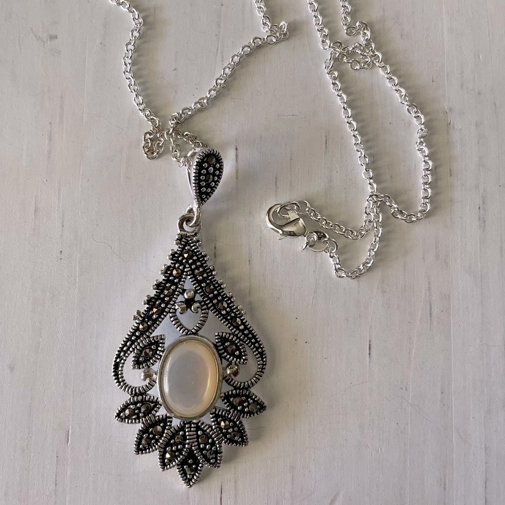 Marcasite pendant & chain Necklace silver tone with mother of pearl ? CW Thai